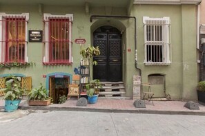 Exterior - Ganbaru Tours - Flats in Galata (Istanbul)