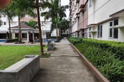 Warm & Cozy Retreat near SM Trece