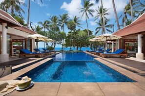 Unclassified image, 4 of 14, button - Baan Chao Lay (Koh Samui)