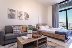 Room - Elite LUX Holiday Homes - Modern Sleek Studio in Arjan, Dubai (Dubai)