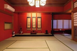 Interior - Wabisabi Isurugi Kashiwaya (Oyabe)