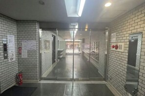 Interior - Modan Taimusu SHIBUYA (Tokyo)