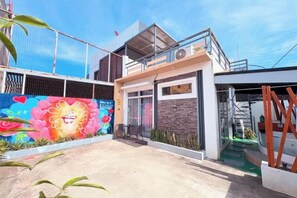 Unclassified image, 4 of 14, button - BMF Homestay Jacuzzi Villa 1 (entire house) (Tacloban)