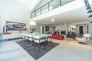 Cribs/infant beds - BelArt Golf Villa (Charneca de Caparica e Sobreda)