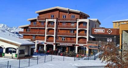 70 m2 slopeside spectacular view