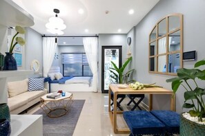 Room - Vinhomes Green Bay Apartment Ha Noi - BK Homes (Hanoi)