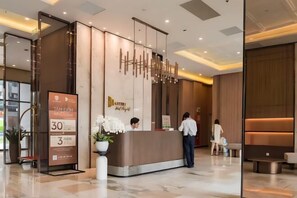 Lobby - Vinhomes Green Bay Apartment Ha Noi - BK Homes (Hanoi)