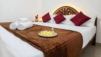 5 chambres, Wi-Fi gratuit, draps fournis
