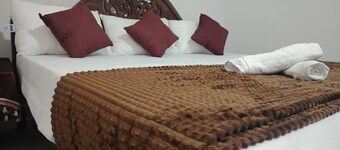 Sandila Surf and Stay - Hiriketiya