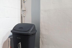 Exterior - Cloud9 Hometel BTS Krungthonburi Station (Bangkok)