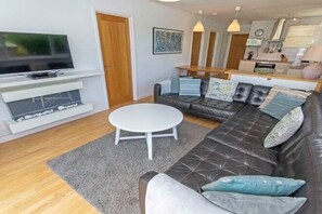 Room - Swallows Beach Chalet Sleeps 6 Walk to the Beach (Croyde)
