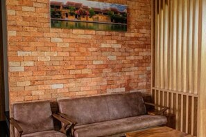 Lobby lounge - Villa SuSu (Da Nang)