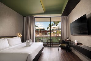 Pool View | Premium bedding, minibar, desk, laptop workspace - Maha Resort Bali (Canggu)