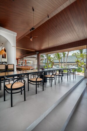 Lobby lounge - Maha Resort Bali (Canggu)