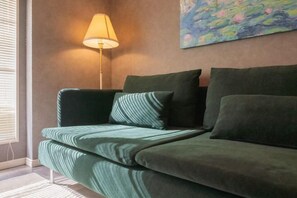 Room - Tabi Time・Tamaede Nishi Extra-large parking space, suitable for large vehicles (Osaka)