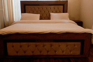 Room - Hillside Heaven House (Nathia Gali)