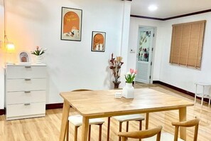 Unclassified image, 4 of 15, button - Jaiko home&hotel (Khlung)