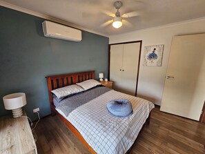 3 Schlafzimmer, Bügeleisen/Bügelbrett, Internetzugang, Bettwäsche