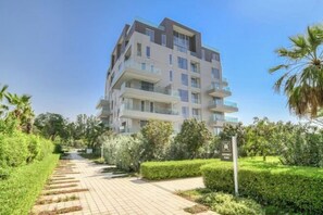 Room - Stella Stays Sunny 1Bdr Barari (Dubai)