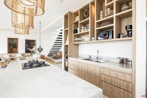 Room - NIKO 2 R+ · New Villa Close to Finns Beach Club (Bali)