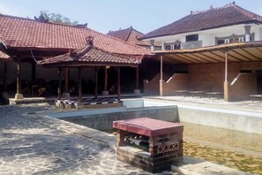 Unclassified image, 2 of 8, button - Guest House Surya Ayu Permai Buleleng Mitra RedDoorz (Bali)