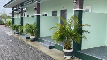 บริเวณภายนอก