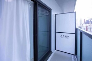 Unclassified image, 5 of 6, button - japan house sugamo (Tokyo)