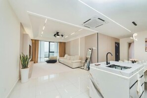 Interior - Luxurious President Family Suite Mosaic Midvalley (Johor Bahru)