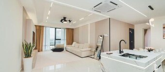 Luxurious President Family Suite Mosaic Midvalley