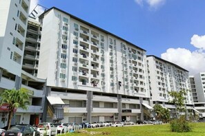 Exterior - Tebrau City by Maison Inn (Tebrau)