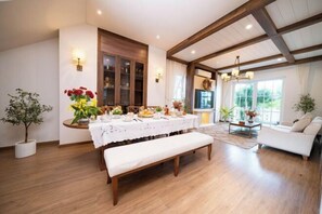 Room - Chang Luxury Villa Beach View (Phan Thiet)