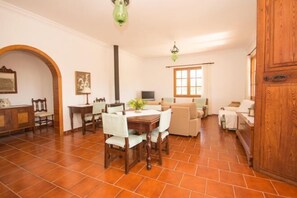 Room - CAN MOSCARI - Villa with private pool in Inca. Free WiFi (Inca)