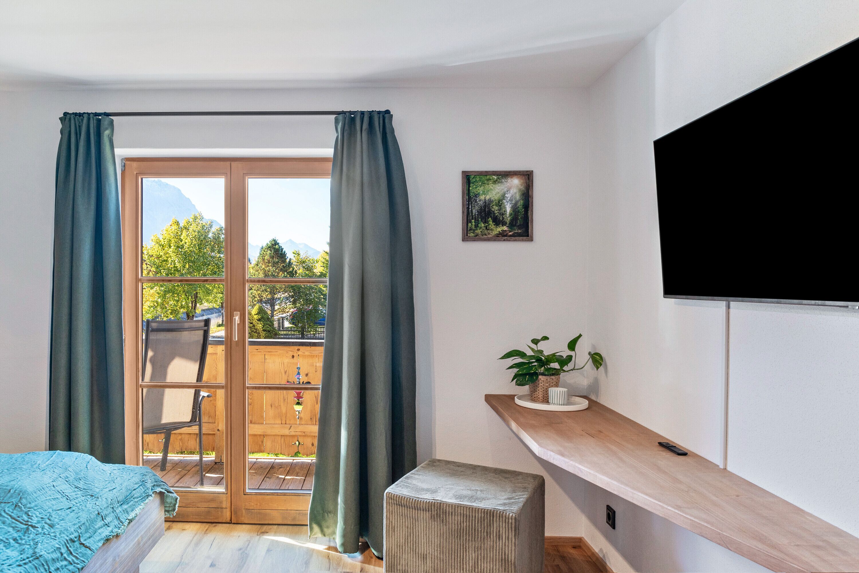 2 makuuhuonetta, Wi-Fi, vuodevaatteet