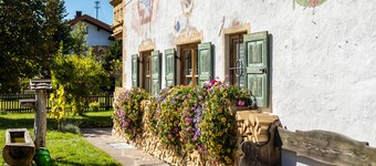 Apartment 'Waldruhe' with Mountain View, Balcony and Wi-Fi
