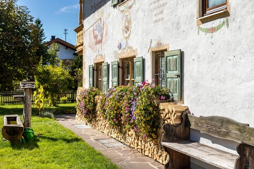 Apartment 'Herzogstand' mit Bergblick, Balkon und WLAN