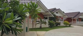 Palm Lodge Resort