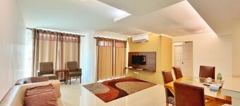 官方哈利法套房飯店及公寓