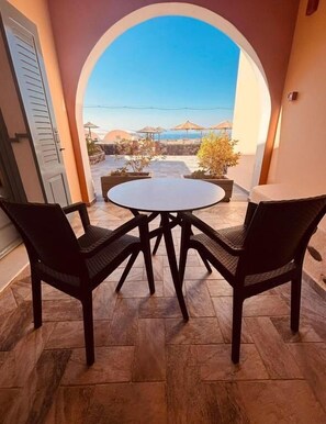Basic Studio, Non Smoking, Sea View | Courtyard view - ANEMOESSA VILLA (Santorini)