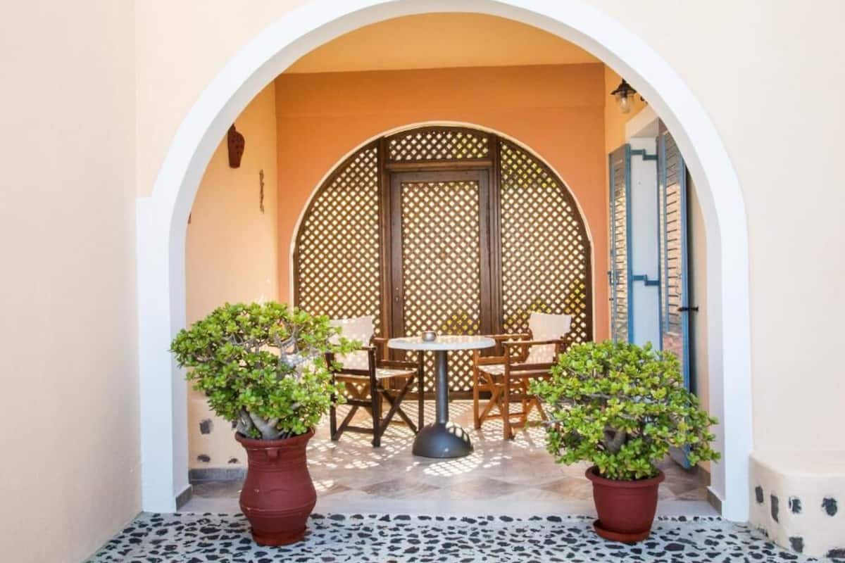 Hypo-allergenic bedding, in-room safe, soundproofing, iron/ironing board