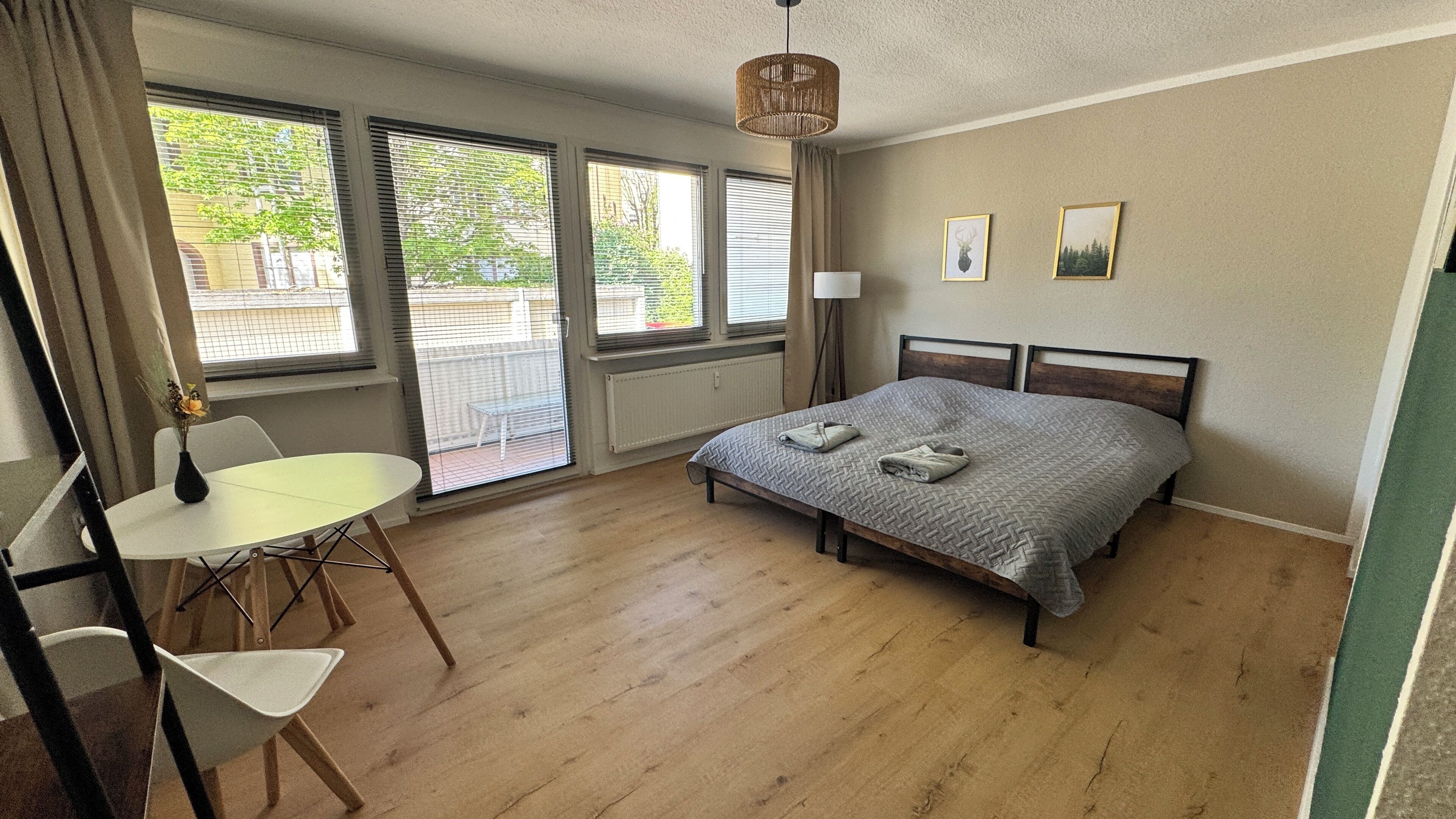 1 Schlafzimmer, Reisekinderbett, kostenloses WLAN, Bettwäsche