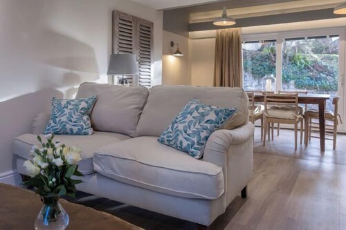 Wood Cottage - 3 Bedroom - Bishopston Swansea