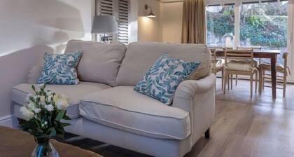 Wood Cottage - 3 Bedroom - Bishopston Swansea