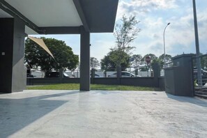 Besorolás nélküli kép, 2. 37 közül, gomb