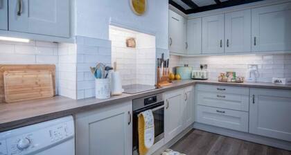 Rose Cottage - 3 Bedroom - Murton Mumbles