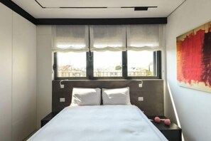 Tabla de planchar con plancha 