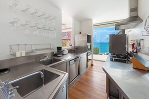 Unclassified image, 2 of 37, button - Jasmine Waterslide 5BR Pool Villa (Koh Samui)