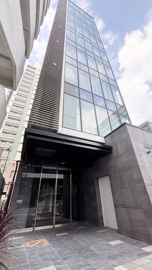 施設の正面