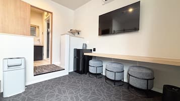 Family Studio | Living area