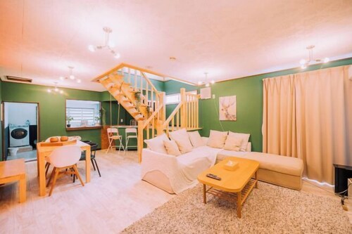 Yuzawa Onsen Lodge House A