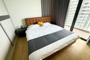 Room - DANGA BAY SEAVIEW LAUREL SKYLINE STAY 15A2901 (Johor Bahru)
